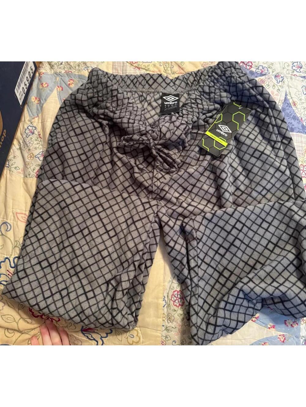 3 Men’s Winter Pajamas Bottoms - size small to medium - Picture 2 of 4